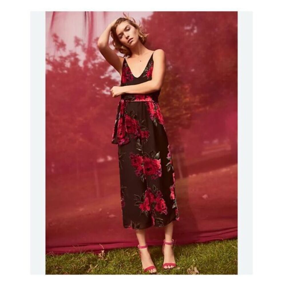 Ett:twa by Anthropologie Jumpsuit Small Black Red Floral Velvet Wide Leg